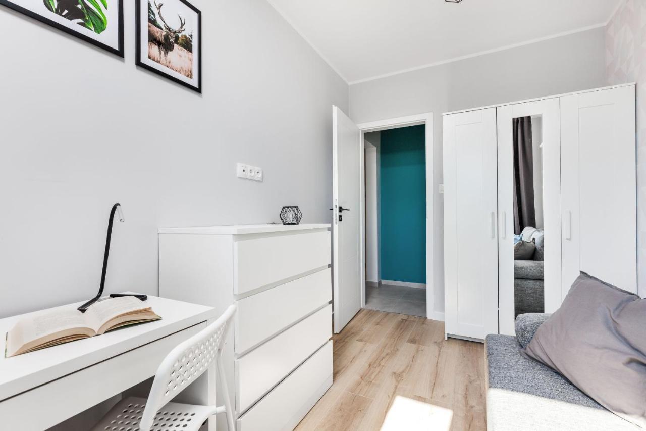 Pokoje Gdansk Zaspa - Pilotow 20B, 800M Skm-Zaspa, Odleglosc Do Morza 3Km Apartment Luaran gambar