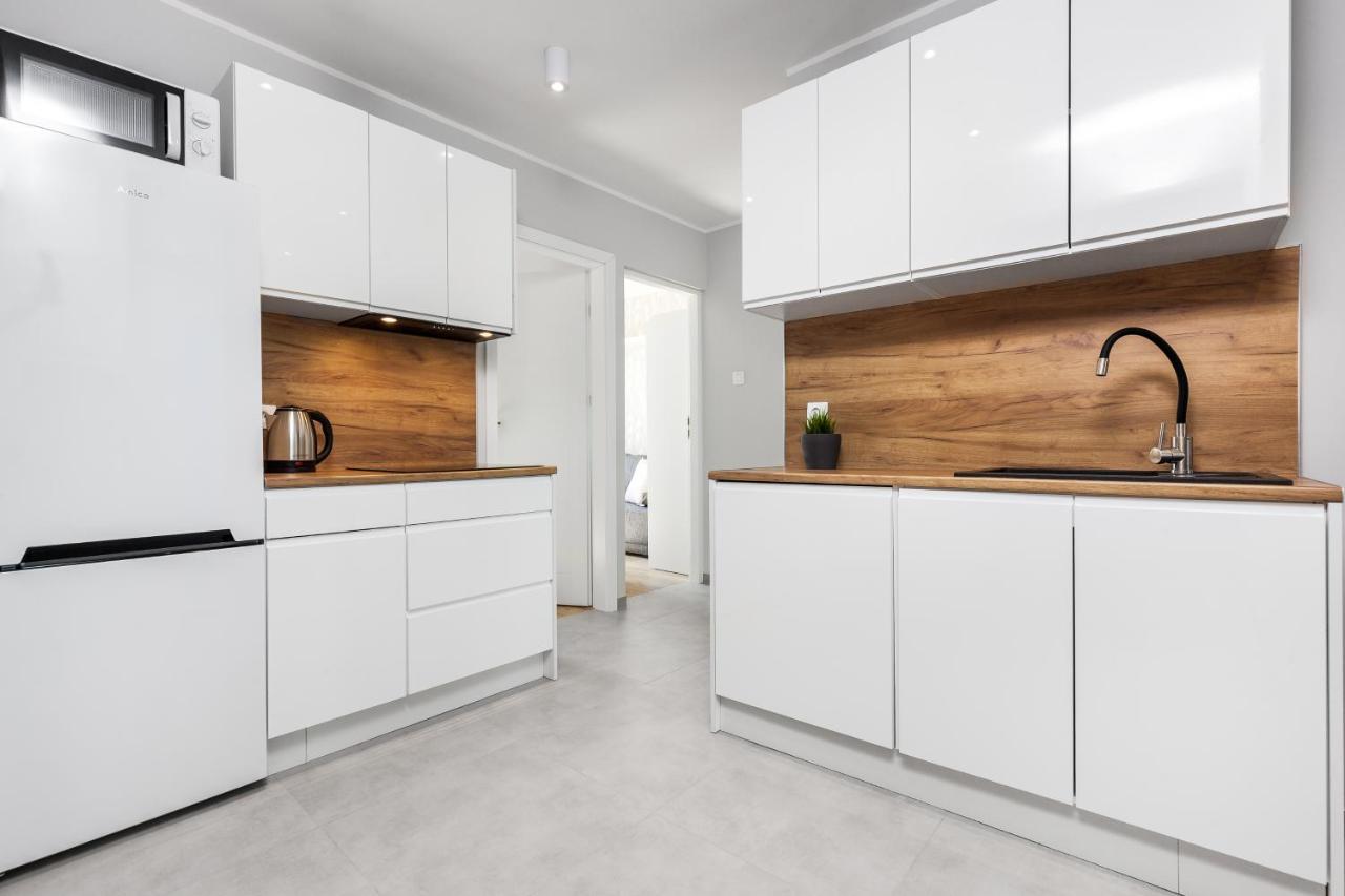 Pokoje Gdansk Zaspa - Pilotow 20B, 800M Skm-Zaspa, Odleglosc Do Morza 3Km Apartment Luaran gambar