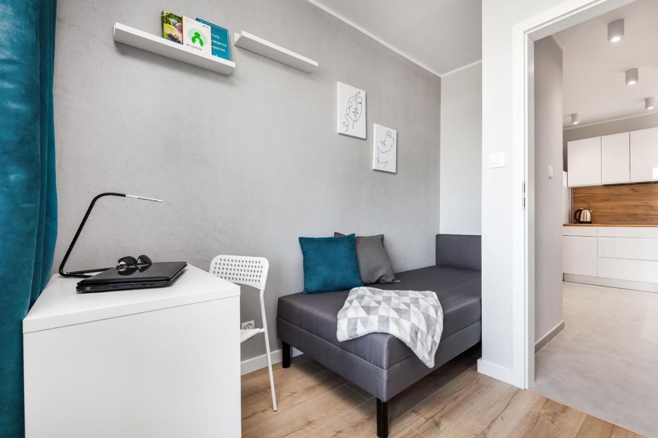 Pokoje Gdansk Zaspa - Pilotow 20B, 800M Skm-Zaspa, Odleglosc Do Morza 3Km Apartment Luaran gambar